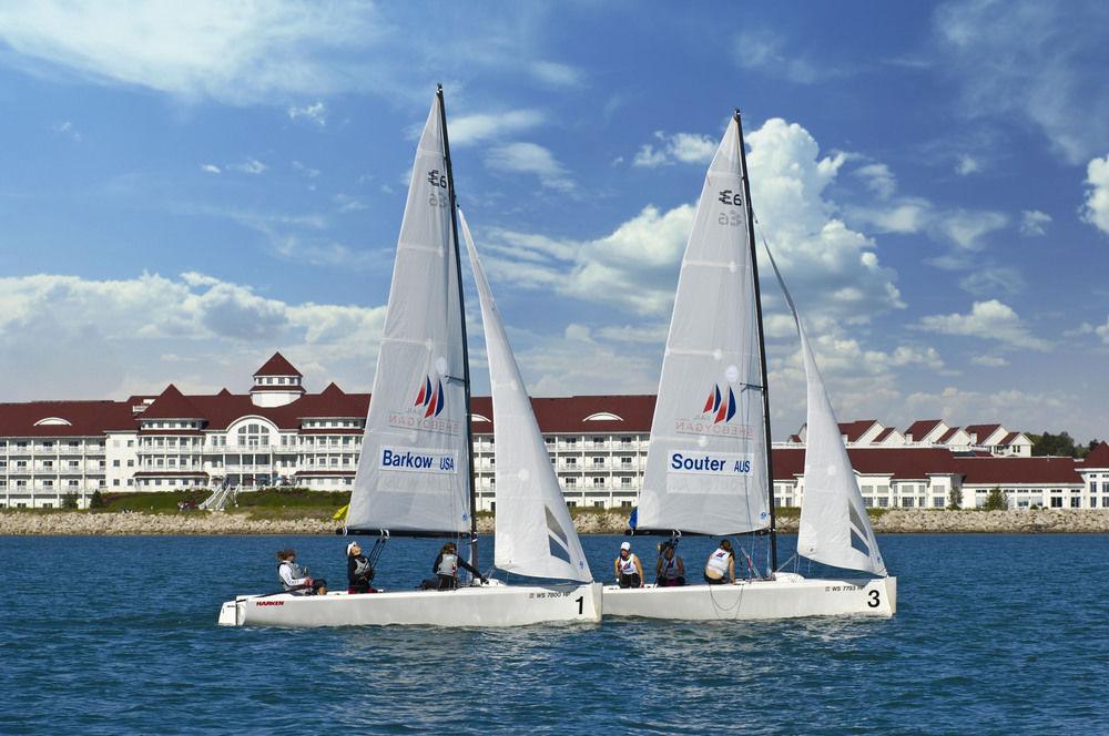 Blue Harbor Resort & Spa シボイガン エクステリア 写真