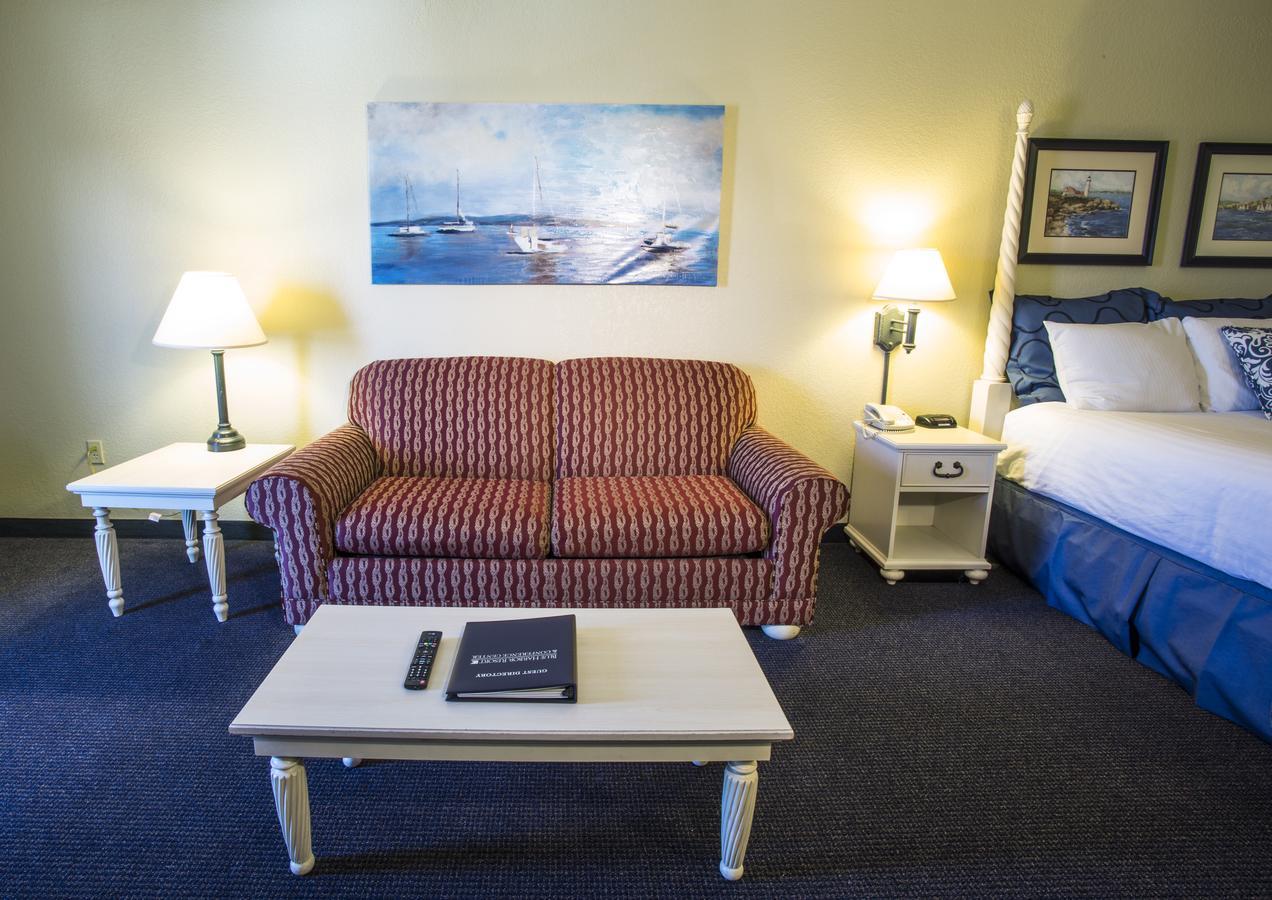 Blue Harbor Resort & Spa シボイガン エクステリア 写真